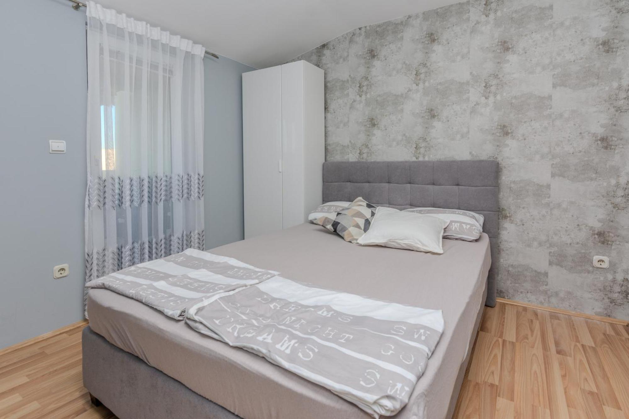 Apartments By The Sea Vir - Lozice, Vir - 18593 외부 사진